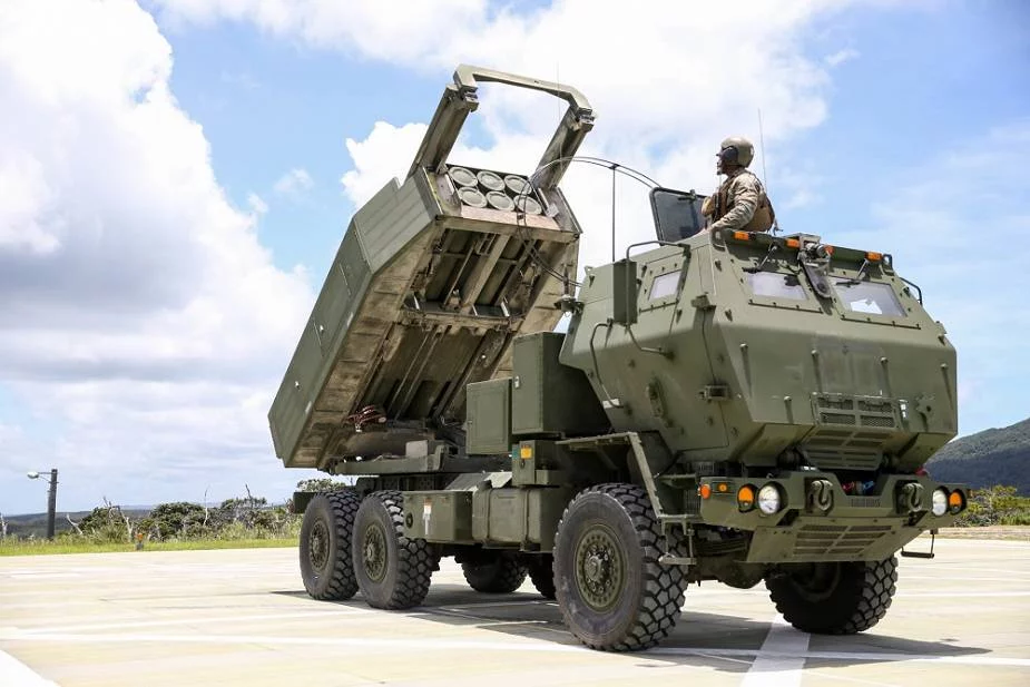 reaktivnaya-sistema-zalpovogo-ognya-M142-HIMARS-7.webp