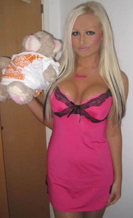 real_life_barbie_09.webp