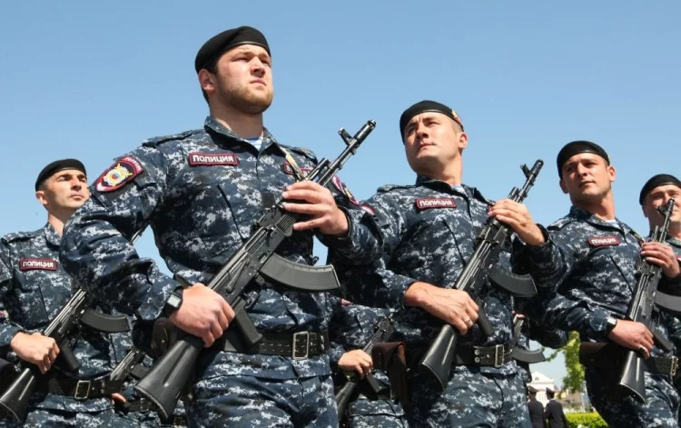 RIA13-1465355_3597-750x471.webp