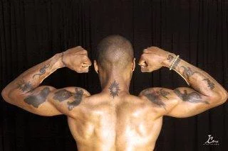 richard-back.webp