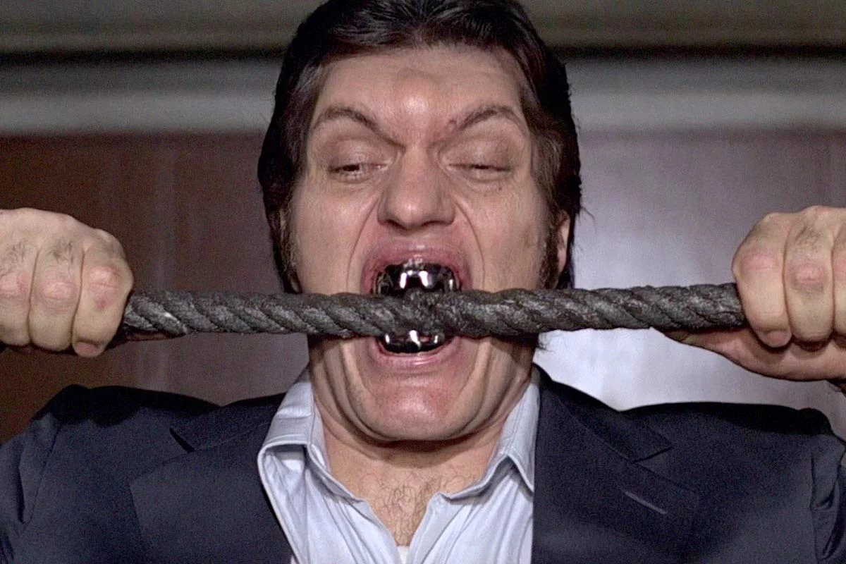 richard-kiel-as-jaws.webp