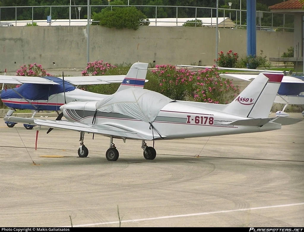 rivate-asso-v_PlanespottersNet_046536_8cd362471b_o.webp