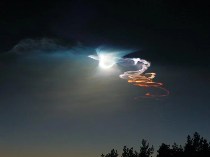 RocketExhaustTrails2.webp