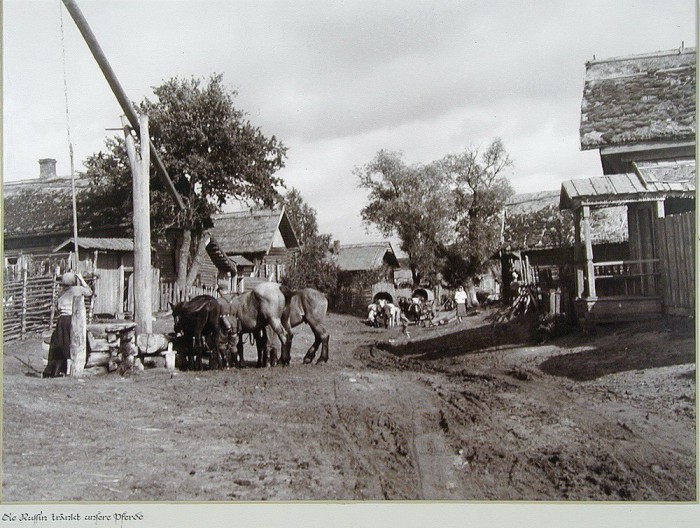 rus-village-17.jpg
