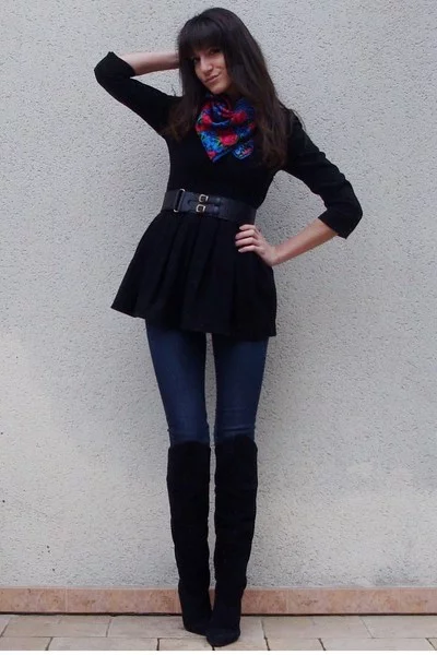 s-black-vintage-boots-blue-h-m-jeans-h-m-scarf_400.webp