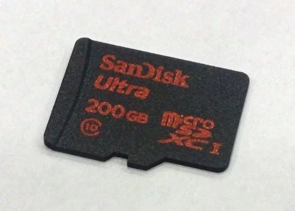 sandisk-200gb-microsd-100570750-large.webp