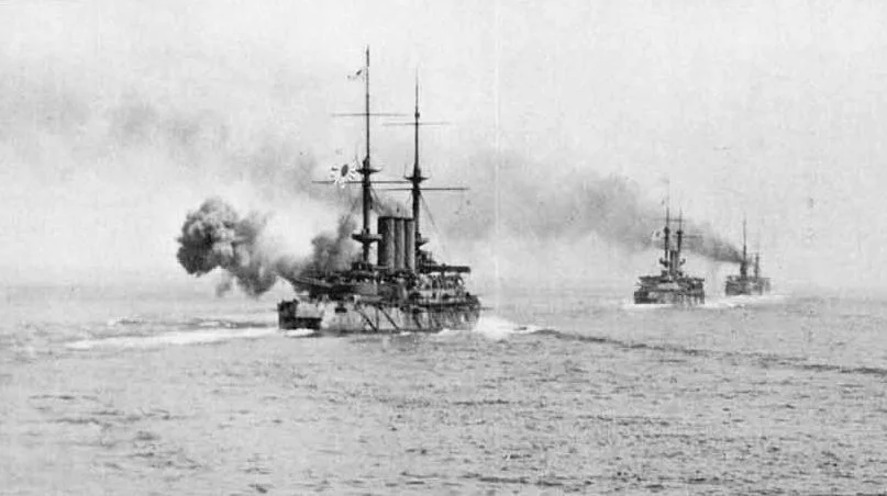 Shikishima_-_Battle_of_the_Yellow_Sea.webp