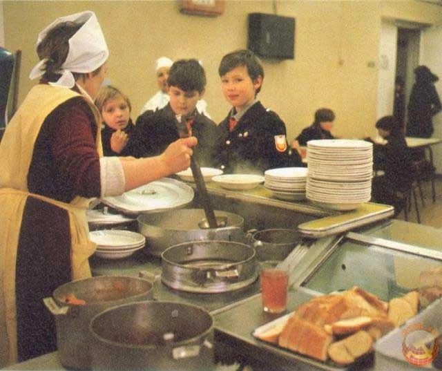 shkolnaya_stolovaya.webp