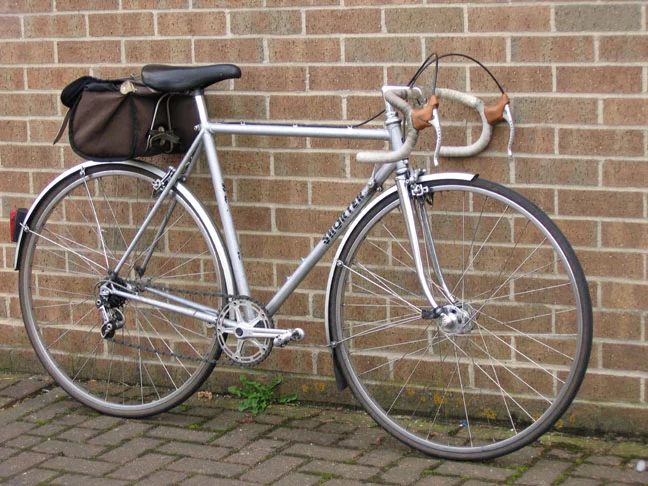 Shorter_1980s_bicycle.webp