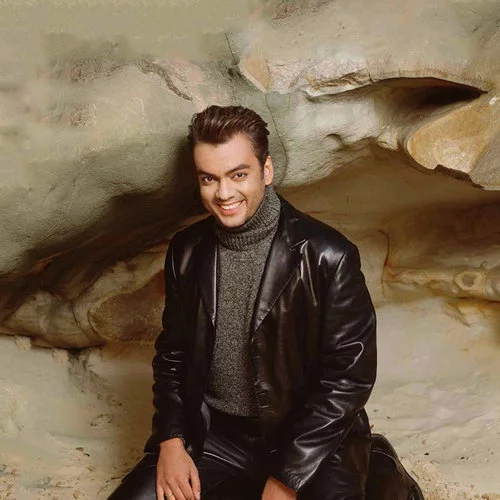 singerpic_3126_0.webp