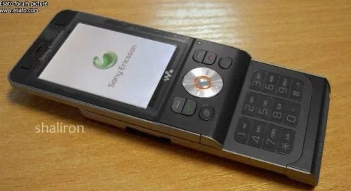 SonyEricssonShinobu1.webp