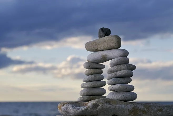 stone-tower-1390084.webp