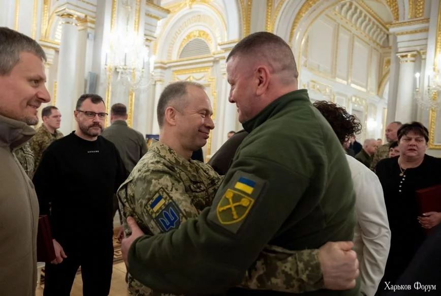 Залужный-Сырский.JPG
