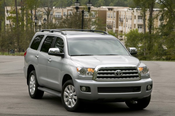 t_2010_toyota_tundra_sequoia_10_213.jpg