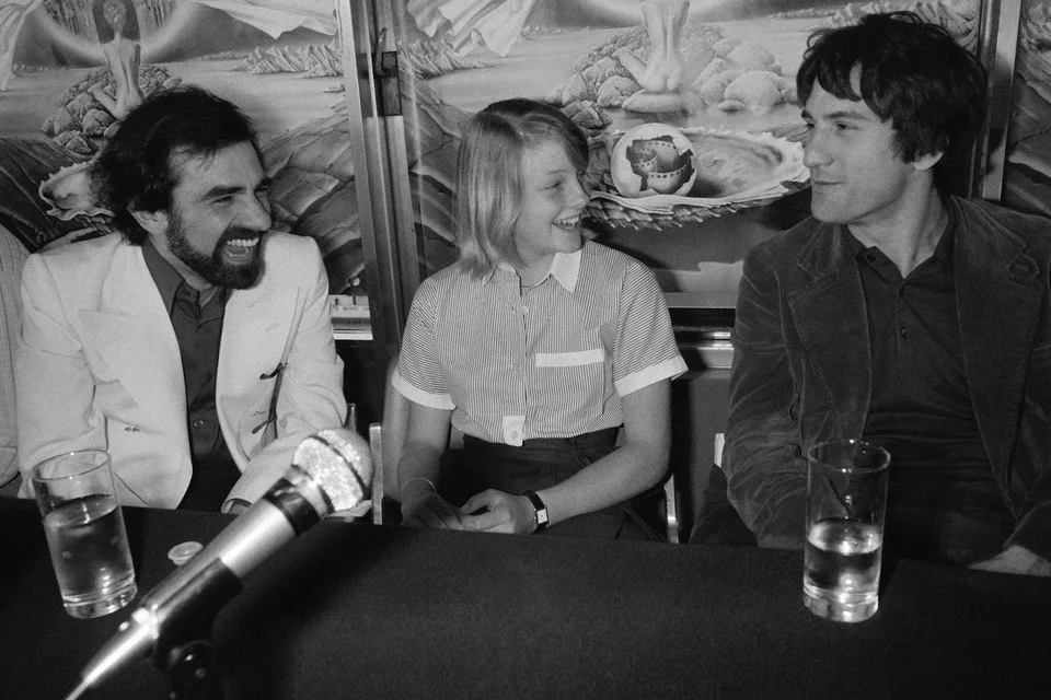 taxi-driver-reunion.webp