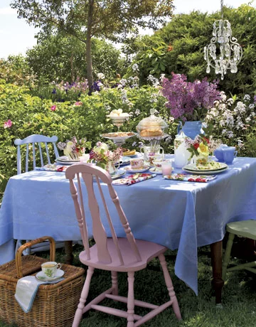 tea-party-table-de-62023563.webp