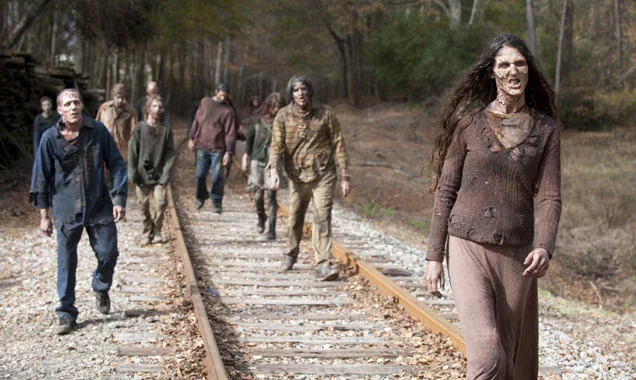 the-walking-dead-s4-e16-zombies-636-380.webp
