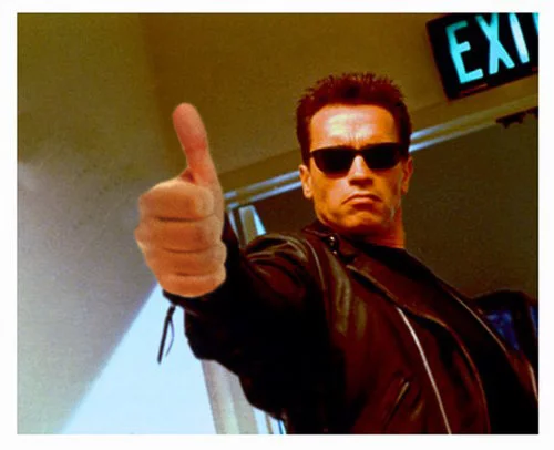 thumb-up-terminator+pablo+M+R.webp