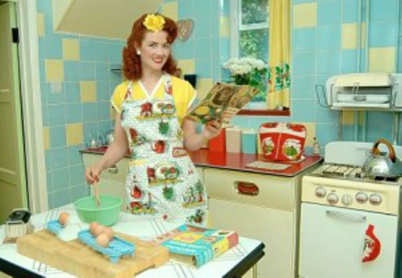 time-warp-wives-1-300x208.webp
