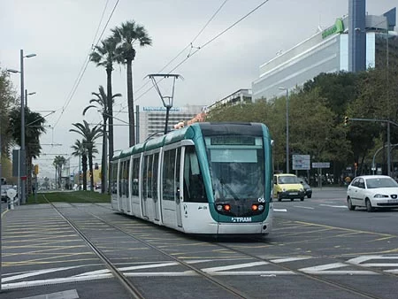 Tram06-02-Diagonal.webp