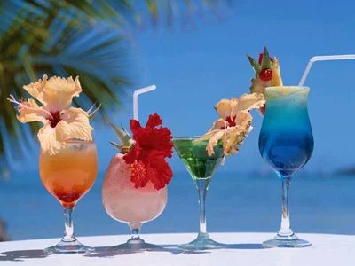 tropical_drinks_2.webp