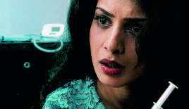 tumblr_orp1rwwoD21vyjupno10_r1_400.gif
