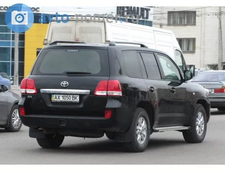 ua280022.webp