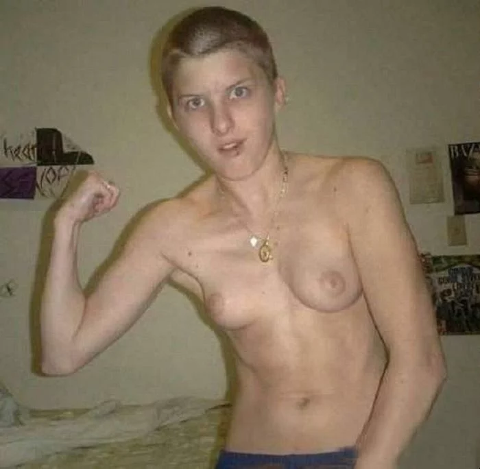 ugly_tits_003.webp