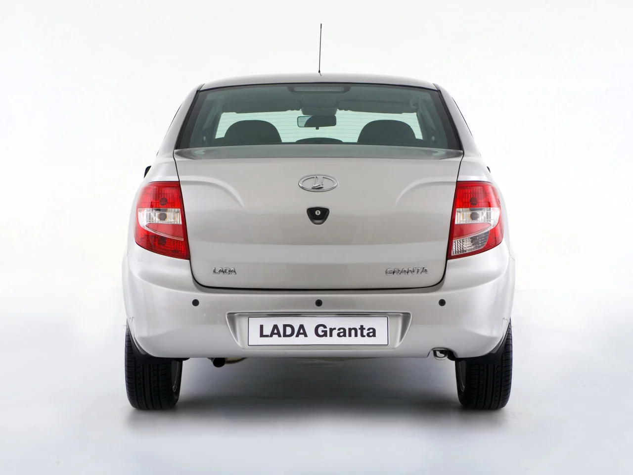 VAZ_2190%20Granta.webp