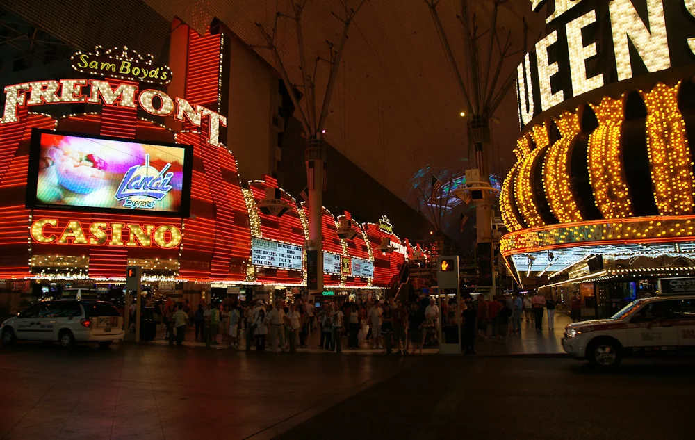 vegas9.webp