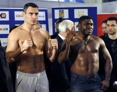 Vitaly-Klitschko-Samuel-Peter44.webp