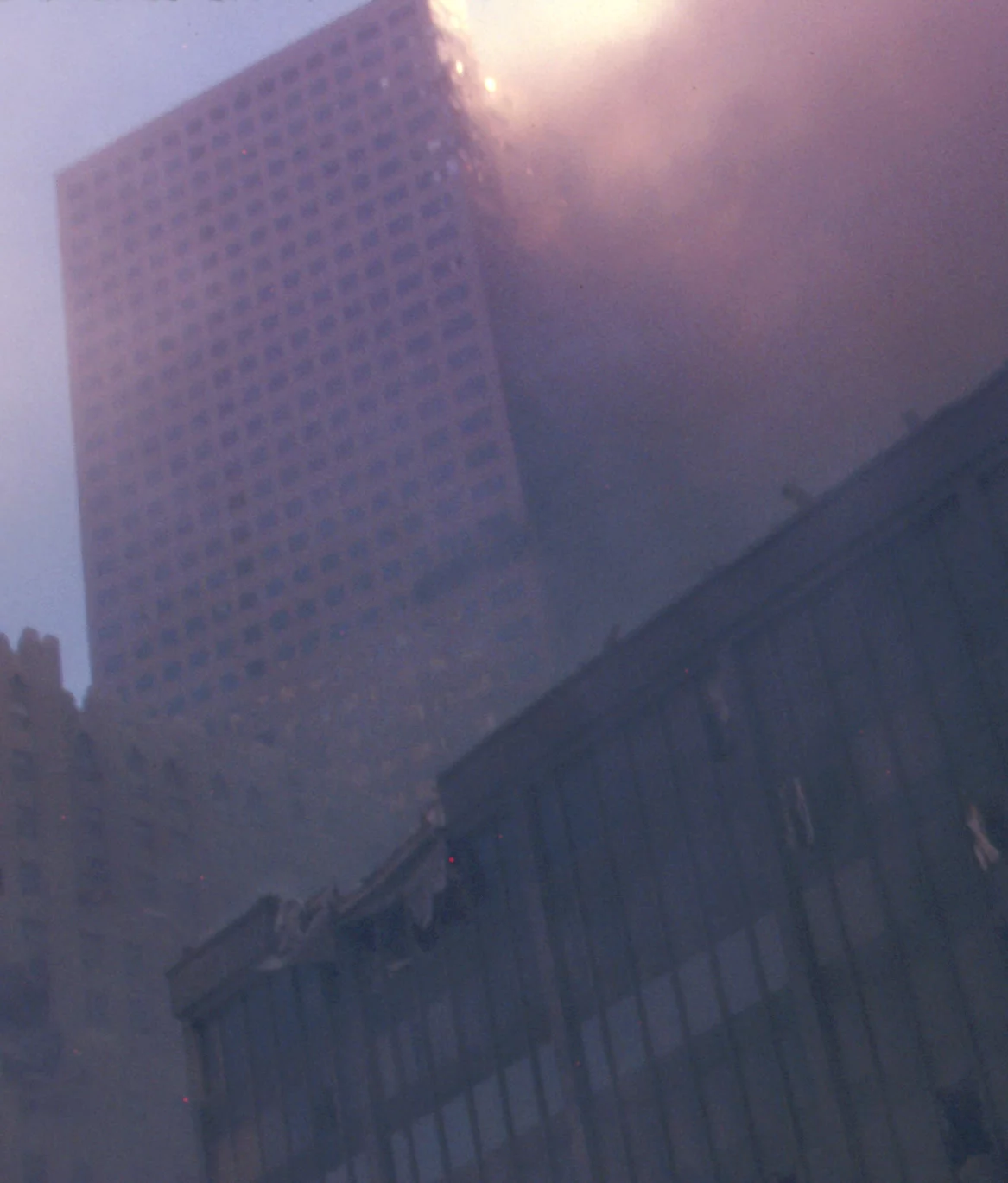 Wtc7onfire.webp