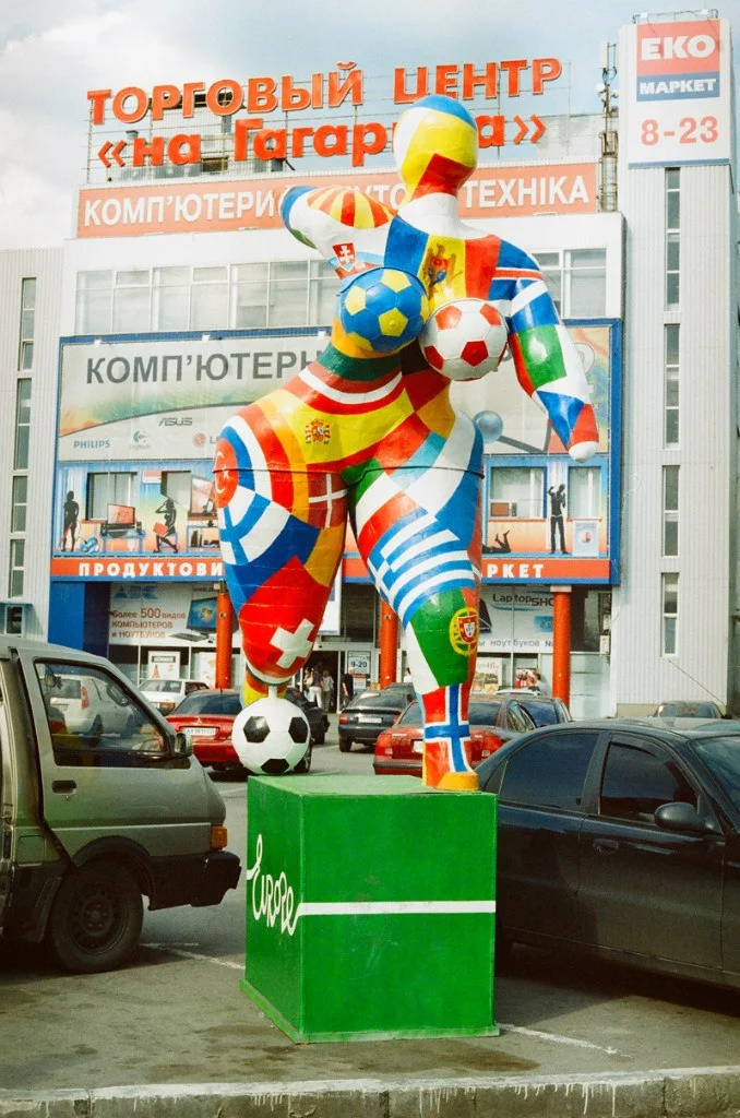 Wuvo-Zi-0a8.webp