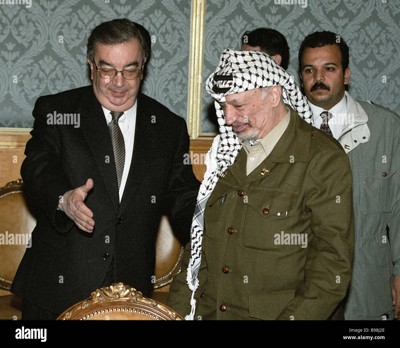 y-primakov-left-and-leader-of-the-palestine-B98J2E.jpg
