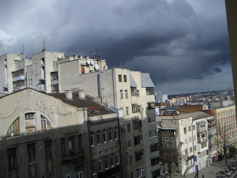y_81858744.jpg