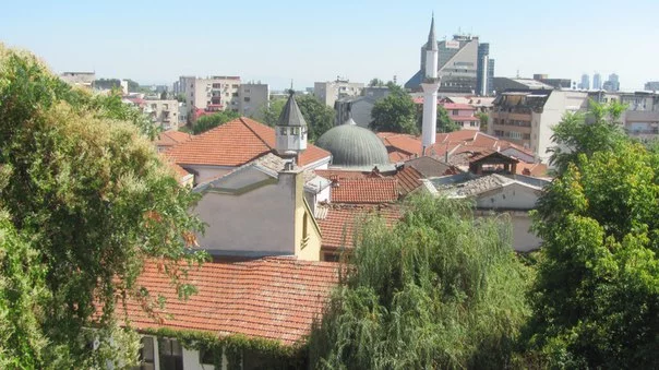 yF6aoK5fHrI.webp