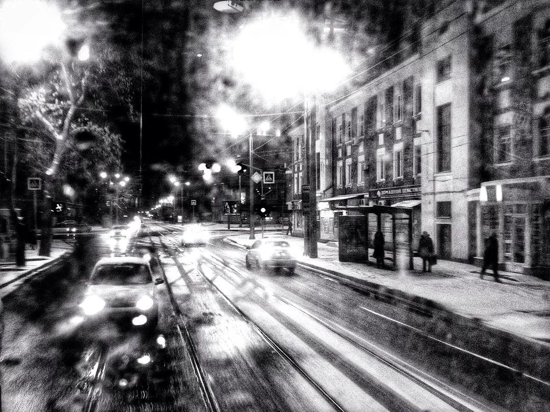 YOlnBwpg-To.webp