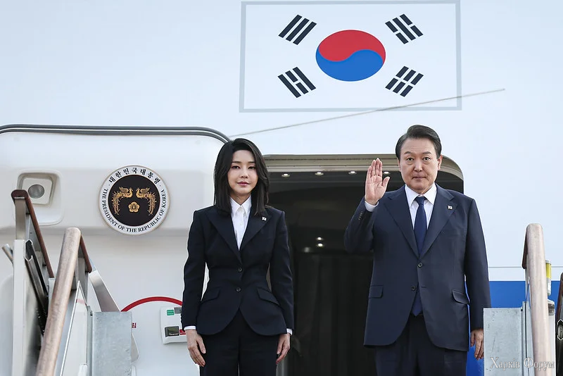 Юн Сок Йоль з дружиною Кім Кон Хі