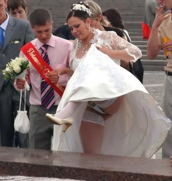 ZCIoAVsWzXo.webp