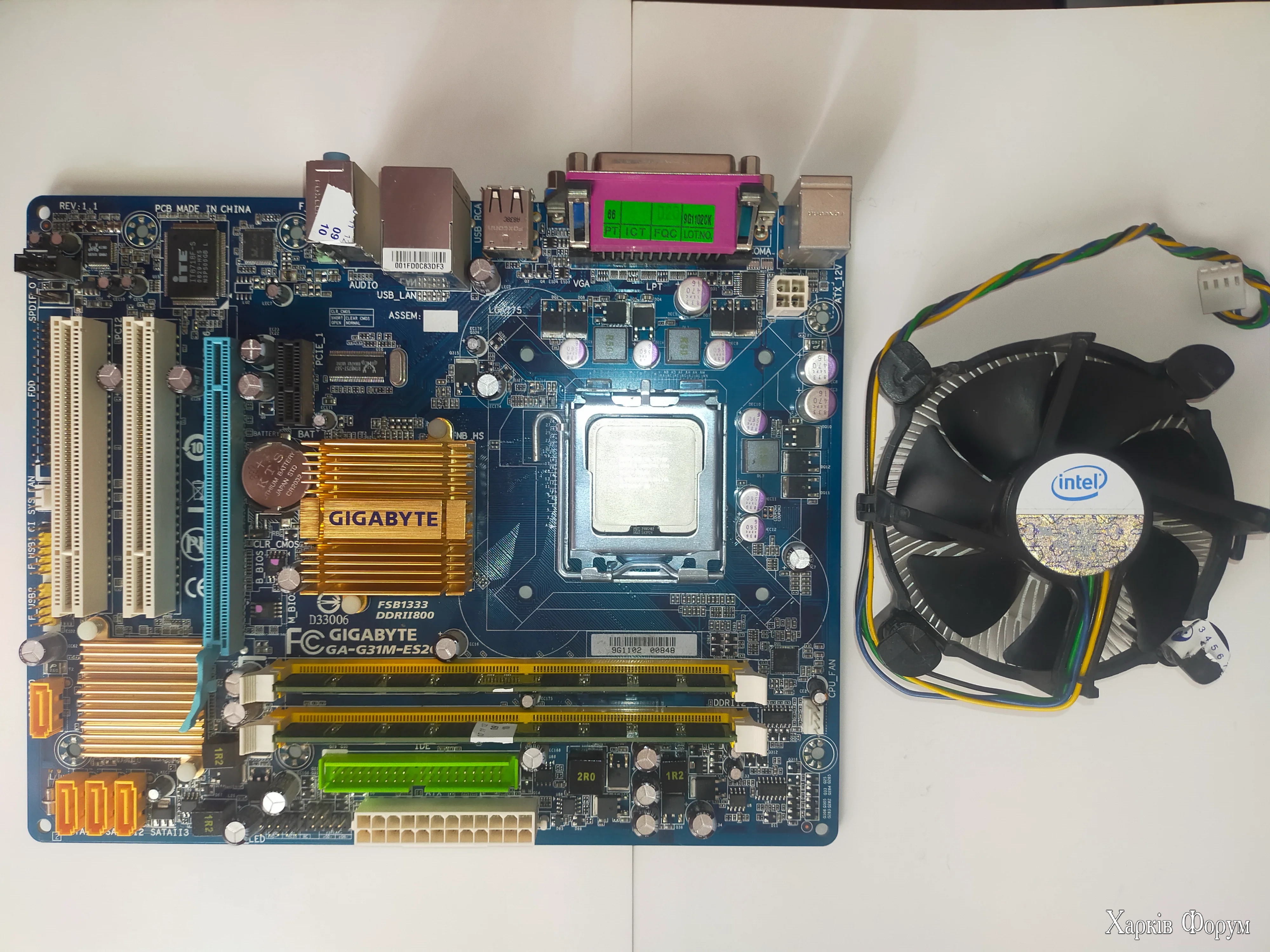 GIGABYTE GA-G31M-ES2C.webp