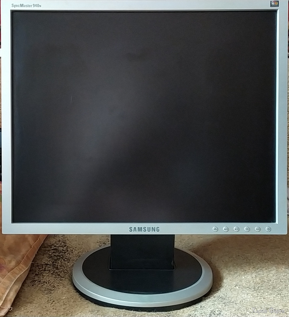 Samsung 940N_01.jpg