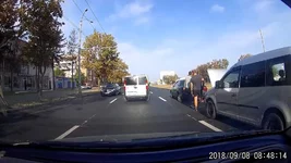 2018_0908_084614_043.MP4_snapshot_02.01_[2018.09.08_09.29.07].webp