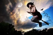 depositphotos_7331110-stock-photo-flying-witch-on-broomstick.webp