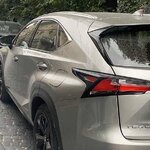 Lexus NX300h2.jpg