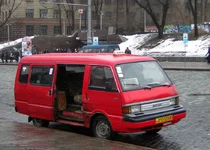 kha_mazda-e2200_yxa01553_20050219_m2.jpg