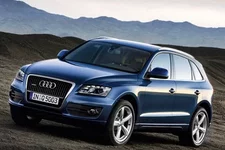 Audi-Q5-2204.webp