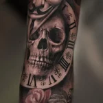 Death-72-Skull-with-watch.jpg