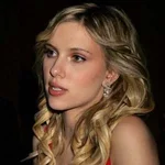 skarlet%20yohanson(58910).webp
