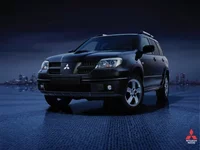 Mitsubishi_Outlander,_2nd_Generation.webp