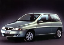 Lancia Ypsilon 2001 01.webp